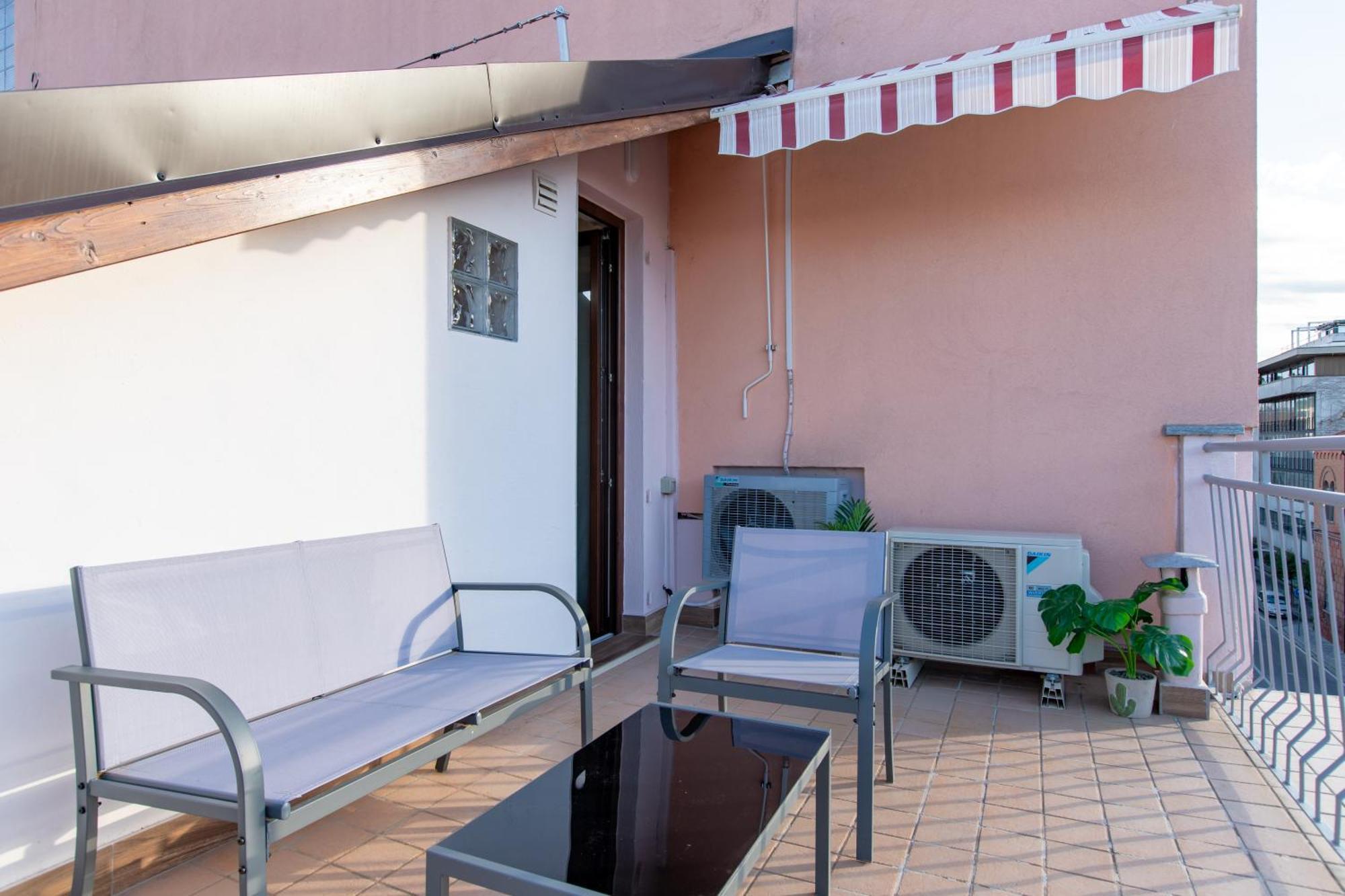 Attico Grand Terrace Apartment Alba  Exterior photo